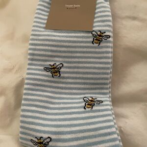 1 pair of JCrew bumble bee socks for ladies